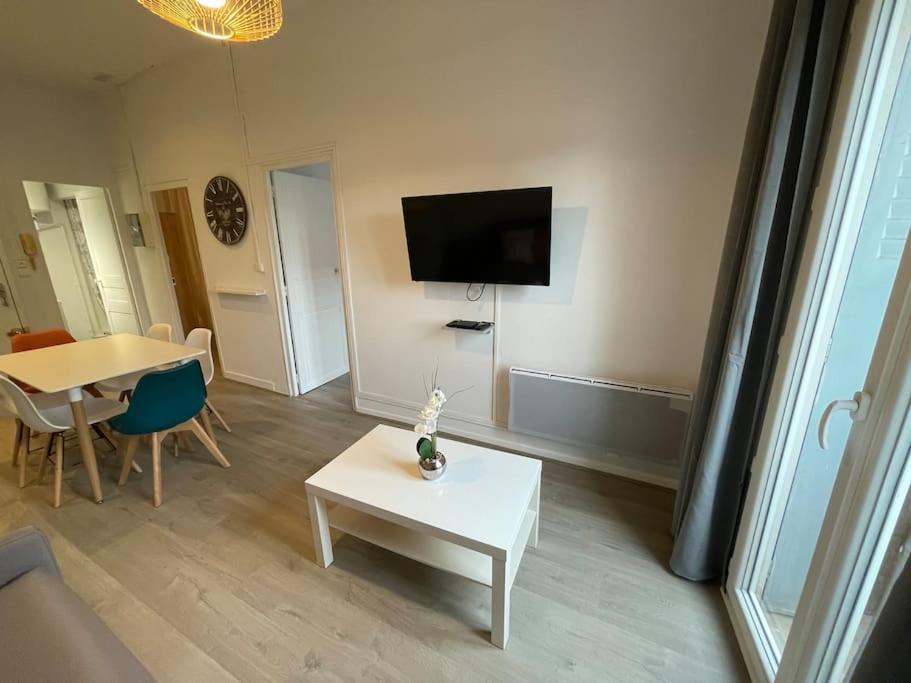 Apartament Cosy T3 Proche Gare Et Polygone Béziers Zewnętrze zdjęcie
